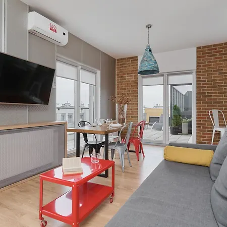 Beautiful With Spacious Balcony By Renters Апартаменты Вроцлав