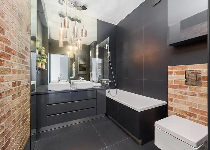 Beautiful With Spacious Balcony By Renters