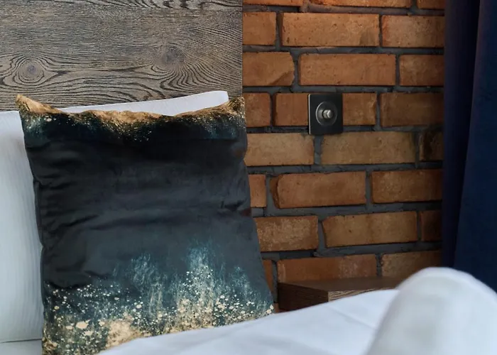 Beautiful With Spacious Balcony By Renters Appartement Wrocław