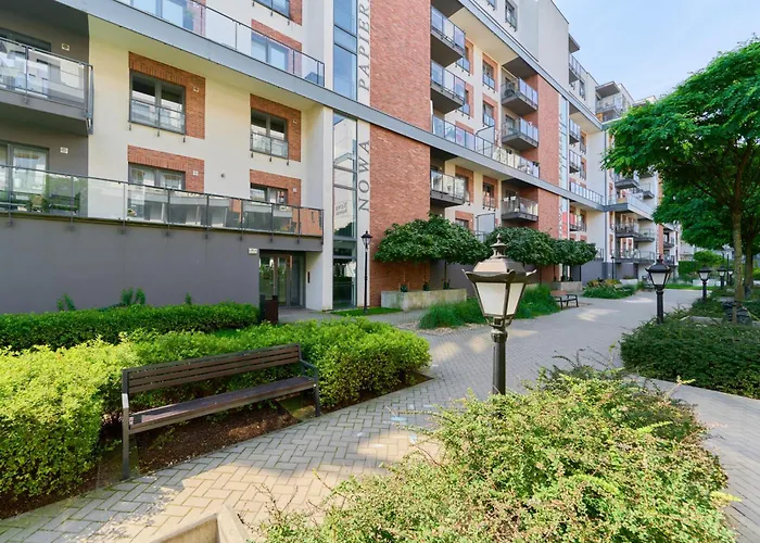 Beautiful With Spacious Balcony By Renters * Wroclaw